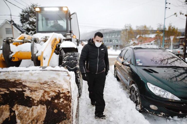 Ushuaia: Vuoto supervisó el Operativo Invierno que se lleva adelante en distintos puntos de la ciudad