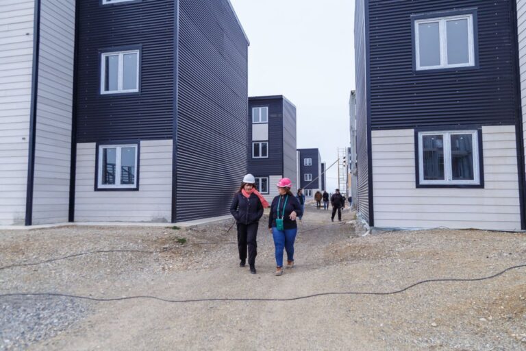 El IPVyH avanza con la construcción de viviendas en Río Grande